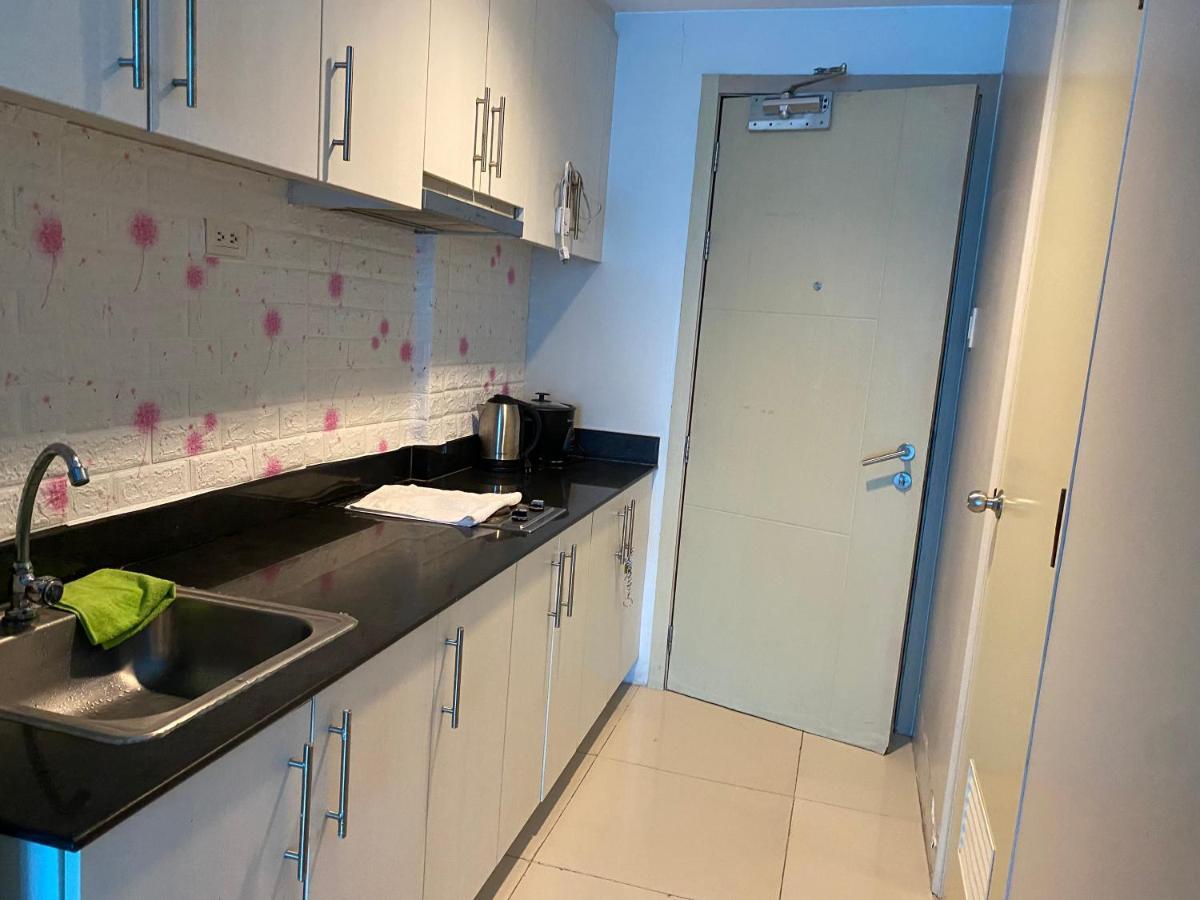 باساي Azenith Staycation At Sea Residences Moa المظهر الخارجي الصورة