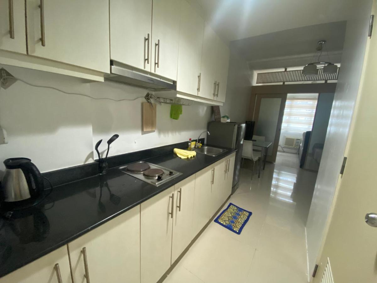 باساي Azenith Staycation At Sea Residences Moa المظهر الخارجي الصورة
