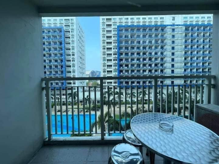 باساي Azenith Staycation At Sea Residences Moa المظهر الخارجي الصورة